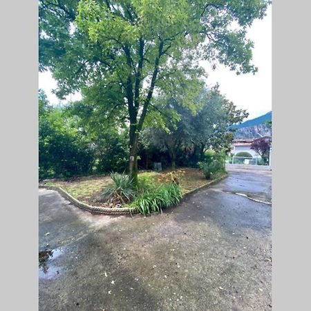 Cheap Apartment Arco Bagian luar foto