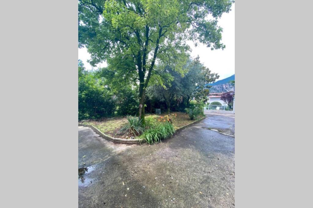 Cheap Apartment Arco Bagian luar foto